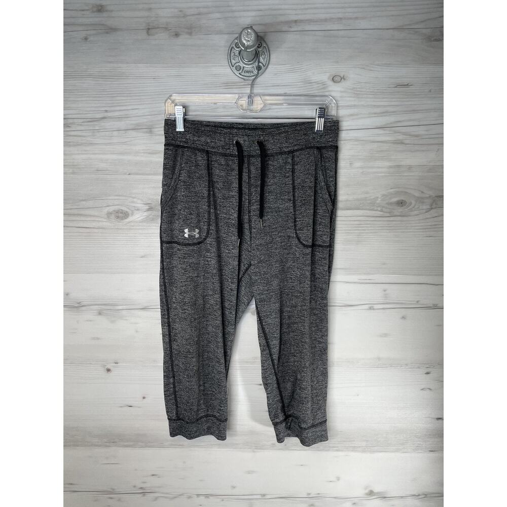 Under Armour Pants Womens Small Gray HeatGear Loose Capri Joggers Pockets Cuffed